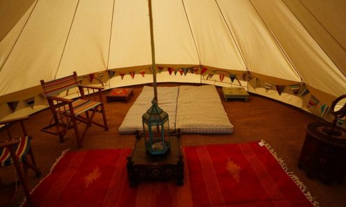 bell-tent-glamping-interior